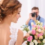 Poročni fotograf pomaga pri ustvarjanju najlepših spominov
