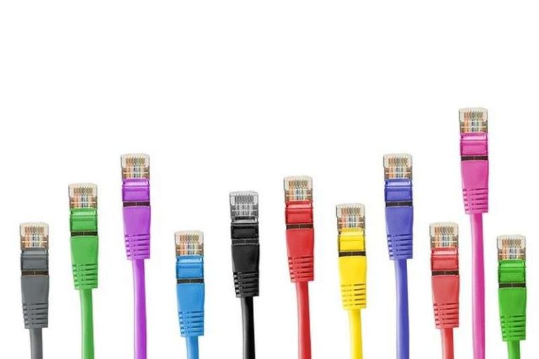 Optični kabel za internet – kaj je to in kaj prinaša prodajalcu?