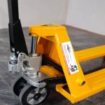 Kateri ročni paletni viličar izbrati?