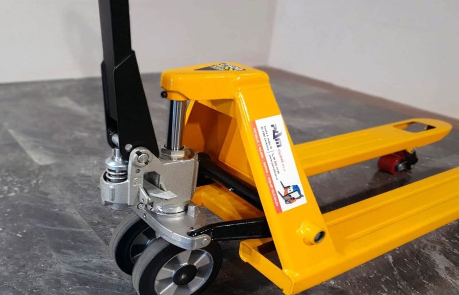 Ročni paletni viličar